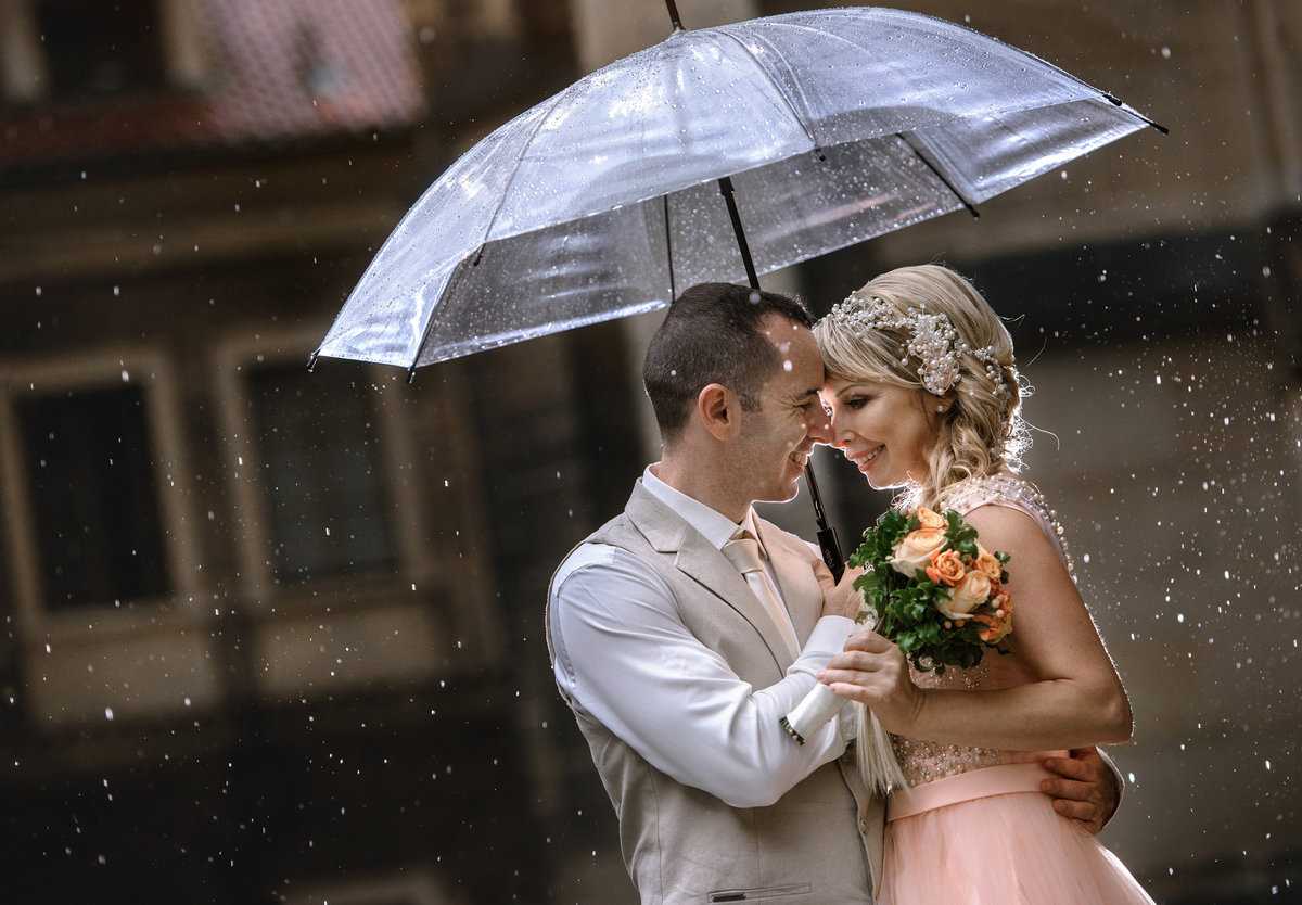 Что означает примета: дождь на свадьбу