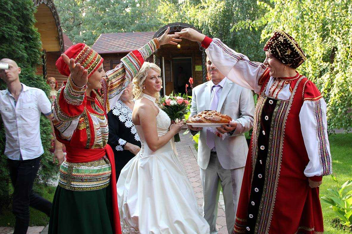 Сватать жениха. Сватовство. Сватовство невесты. Свадьба в русском народном стиле. Традиции сватовства.