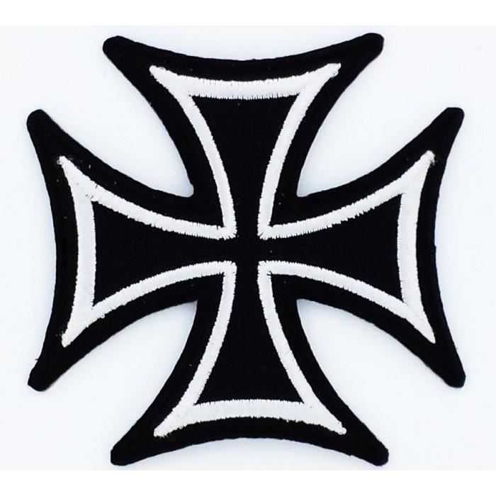 Что означает крест на шарфе. Восьмиконечный Мальтийский крест. Готский крест Мальтийский. Мальтийский крест символ.