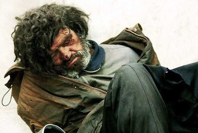 К чему снятся бомжи: видеть грязных, пьяных нищих на улице или в доме, что говорят сонники